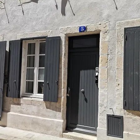Belle Rochelle, T2 Du Marche