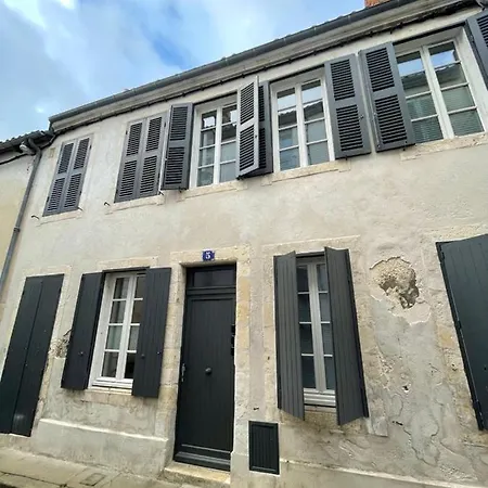 Belle Rochelle, T2 Du Marche Διαμέρισμα